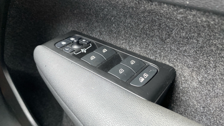 Volvo Xc40 170kW Recharge Plus 69kWh 5dr Auto Electric Estate